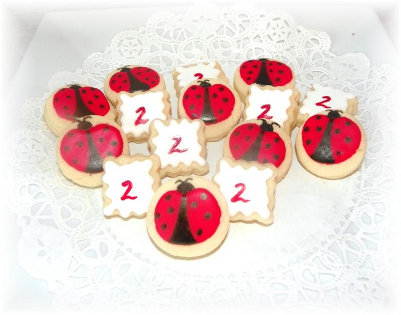 ladybug cookie